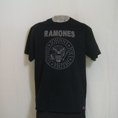 t-shirt ramones distressed he ho