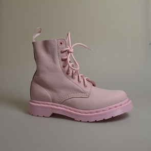 dr martens pascal virginia mono chalk pink 