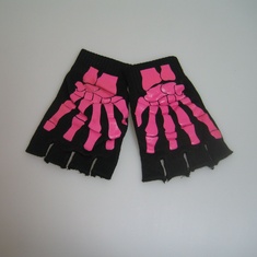 mofjes skelet handen roze