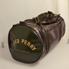 classic barrel bag fred perry bruin groen l4305