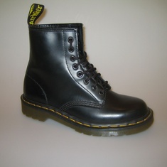 dr martens 1460 smooth black 