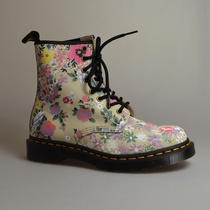 dr martens 1460 beige floral mash up 