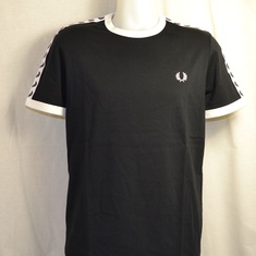 fred perry t-shirt taped m6347-220 zwart