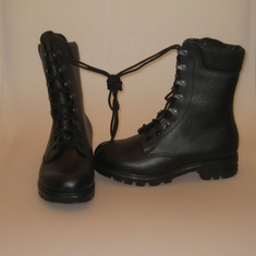 achterstalligheid taart Gewoon schoenen - legerkisten - Basta Streetwear - punkers, gothics en hardrockers  kleding & schoenen