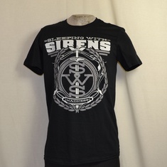 t-shirt sleeping with sirens crest