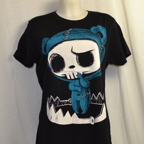 dames t-shirt akumu bear trapped 