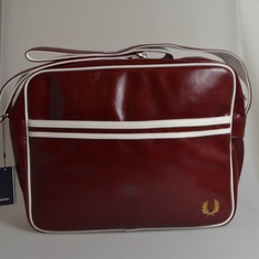 schoudertas fred perry rood