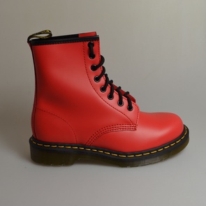 dr martens 1460 smooth satchel red 